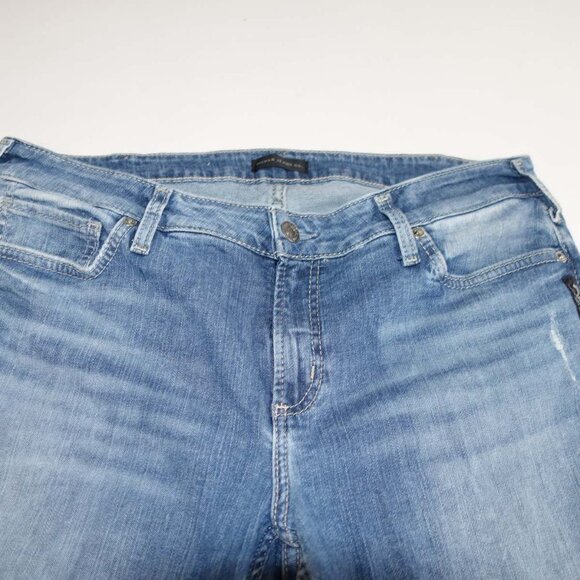 Silver Women's Elyse Straight Leg Jeans Size 33 x 32 Blue Mid Rise Stretch Denim - Picture 3 of 9